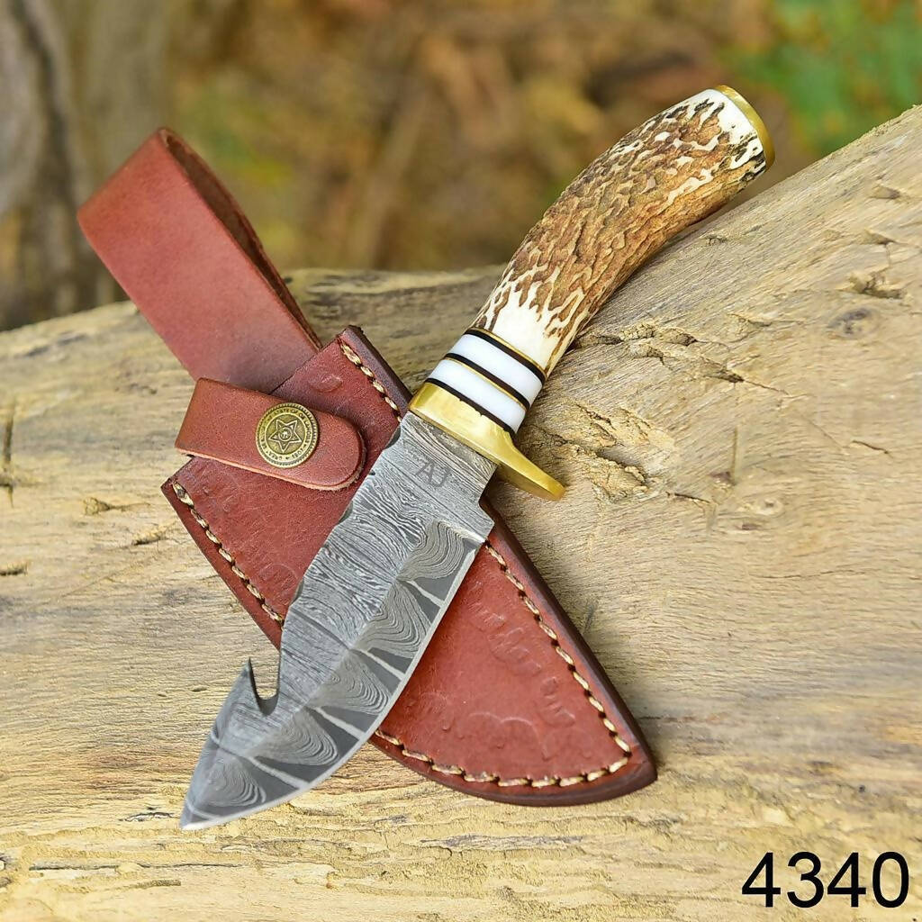 Damascus Knife Hand Forged Steel fixed blade skinner knife deer